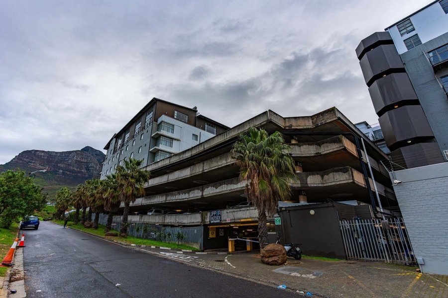1 Bedroom Property for Sale in Woodstock Western Cape